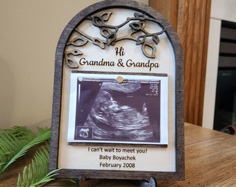 Hi Grandma and Grandpa Photo Ultrasound Frame / Family Pregnancy Announcement Gift / Baby Announcement Reveal Idea Grandparents
