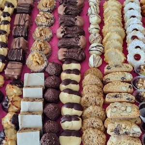 1,5kg Plätzchen verschiedene Sorten leckere Weihnachtsplätzchen Kekse selbstgemacht **Plätzchen von der Bäckermeisterin aus dem Allgäu**