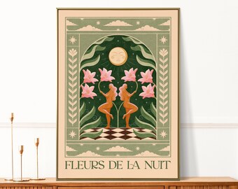 Op de afbeelding: Een digitale illustratie van twee figuren die in een groene boog staan met roze bloemen. De figuren houden de bloemen vast en de boog is versierd met sterren en wolken. De tekst "FLEURS DE LA NUIT" staat onderaan de afbeelding.