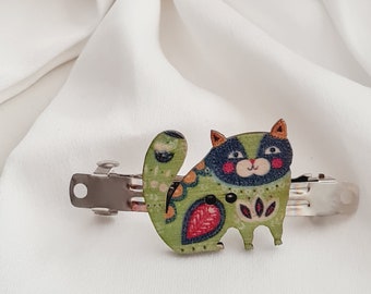 Green cat barrette, small to medium size,handmade, animal, gift for cat lovers, minimalist, wooden cat, retro style barrette clip