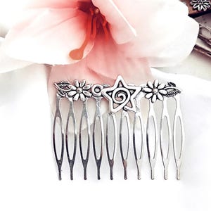 Silver star and flowers hair comb, pentagram, minimalist, handmade, lrish flowers hair comb, gift for girlfriend,medium size, Celtic style