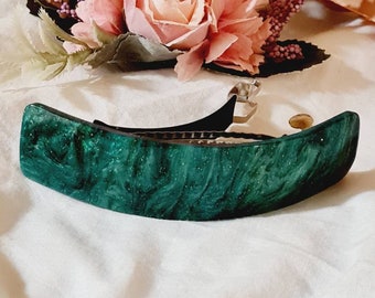 Emerald Green hair barrette, large, curved,vintage style,Resin, high quality, green barrette clip, arched barrette clip