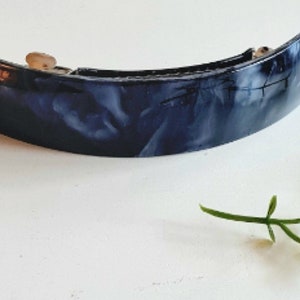 Large vintage inspired barrette.Dark blue ,Curved barrette clip. Strong,Thick hair barrette.Acetate marble  barrette clip. Arched barrette