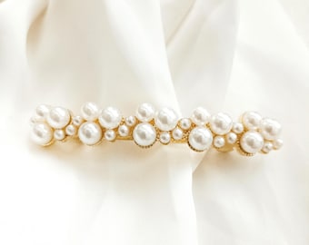 Mother of pearl bridal hair barrette, wedding,white, pearly barrette clip, handmade, wedding hair accessories, medium size pearl barrette