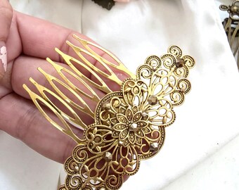 Vintage Hair Comb , Golden Jeweled Top, Victorian Style 