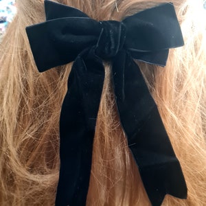 Medium size black velvet bow barrette,  New Year, long tail bow clip, girl&#39;s hair bow,Gift for her, black velvet bow