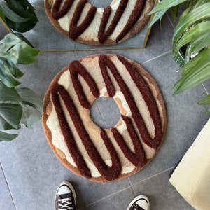 3D flauschiger Schokoladen-Donut Handgemachter getufteter Teppich