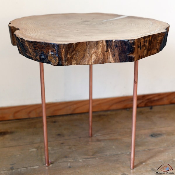 Table basse en bois brut