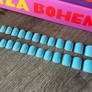 Square Nails | Glue on Nails | Fake Nails | False Nails | Hand Painted | Stick on Nails | Press on Nails | Short Nails | Blue Nails