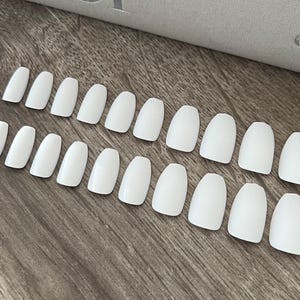 Matte Nails | Glue on Nails | Fake Nails | False Nails | Hand Painted | Glue on nails | Press on Nails | Coffin Nails | White Nails