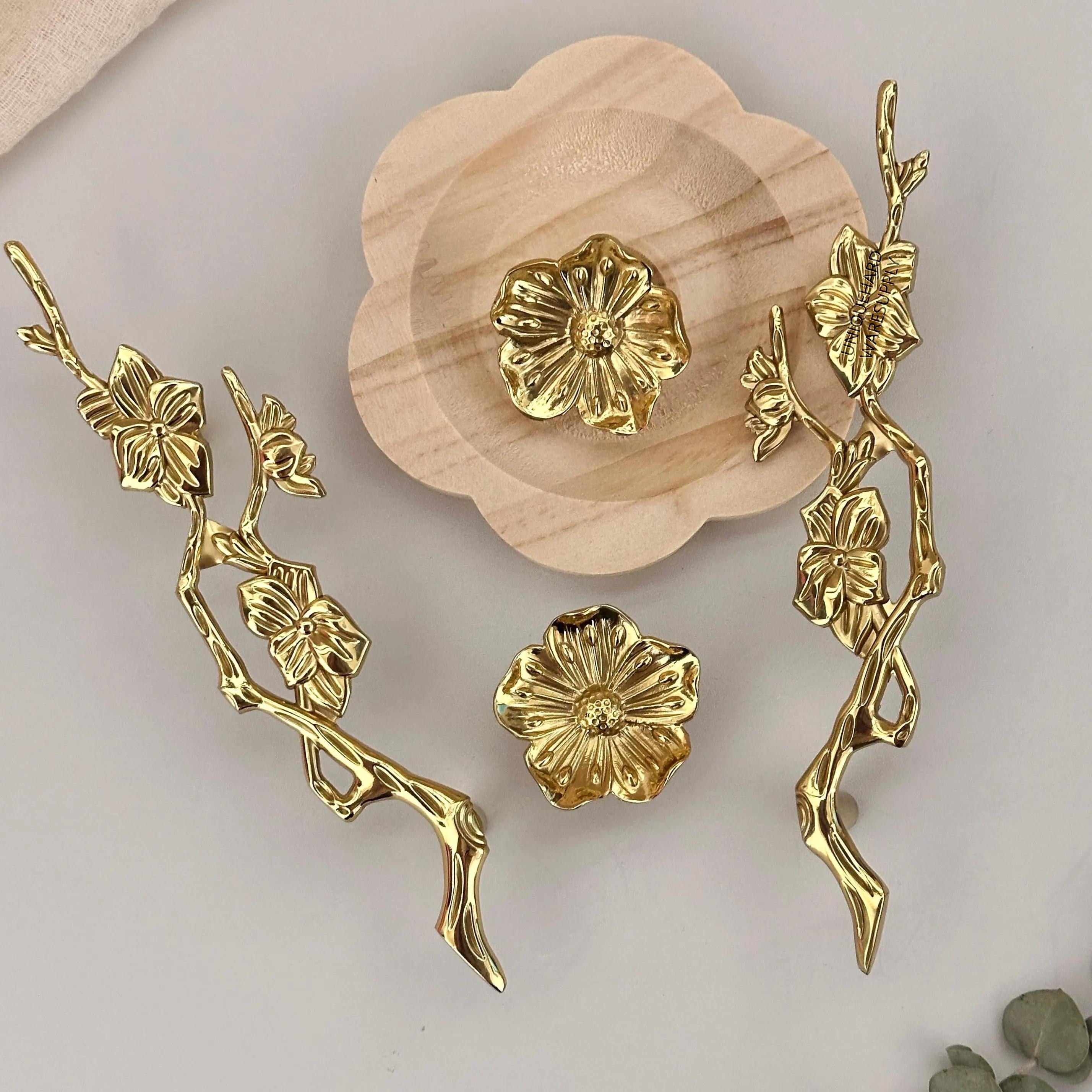 Poignées de porte en laiton massif Poignée de tiroir, Boutons d'armoire, Poignées de coiffeuse gravées sur mesure, Poignée de porte de placard, Poigné