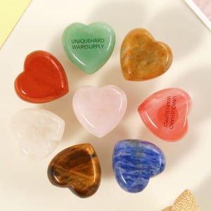 Knoppar i naturfärgat hjärtkristall till skåp, lådhandtag i naturfärgat hjärtsten, specialgraverad garderobsknopp i marmor, modern lådknopp