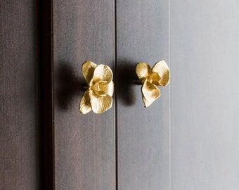 Orchid Gold brass knobs and Pulls,Brass orchid Knobs , flower orchid  drawer pulls, wardrobe Knob Cabinet Knobs Modern Drawer Knob