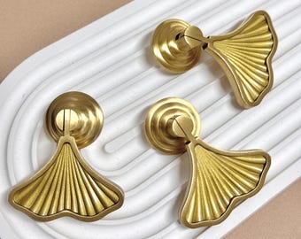 Ginkgo leaf Knobs Pulls,Brass Ginkgo  Knobs , Custom Engraved Ginkgo drawer and  pulls, wardrobe Knob Cabinet Knobs Modern Drawer Knob