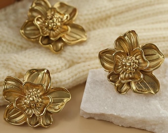 Flower Knobs Gold brass knobs and Pulls, orchid  brass drawer pulls, Custom Engraved wardrobe Knob Cabinet Knobs Modern Drawer Knob