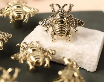 Brass bee Knobs , bumble bee drawer pulls, custom engraved wardrobe Knob Cabinet Knobs Modern Drawer Knob,drawer knobs pull