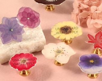 Resin flower knob handles pulls for Cabinet,Daisy dresser pulls Knobs,Custom Engraved kitchen door Knob modern maple furniture hardware