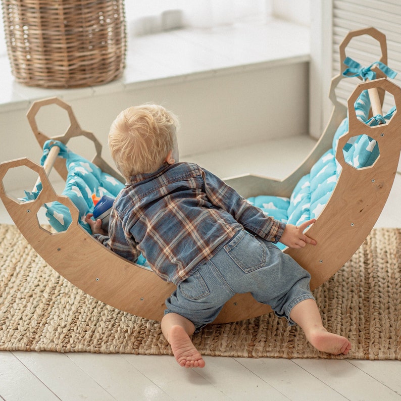 Arche d'escalade avec coussin, Jouets de marche pour bébé debout, Meubles Montessori, Premier cadeau de Noël pour tout-petit, Chaise berçante Montessori en bois pour bébé image 5