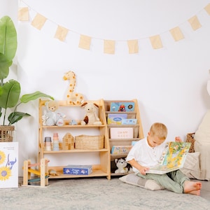 Montessoribokhylla med slinga | Bokhylla i trä och leksaksförvaring för barn | Miljövänliga barnrumsmöbler | Läshörnhylla för småbarn