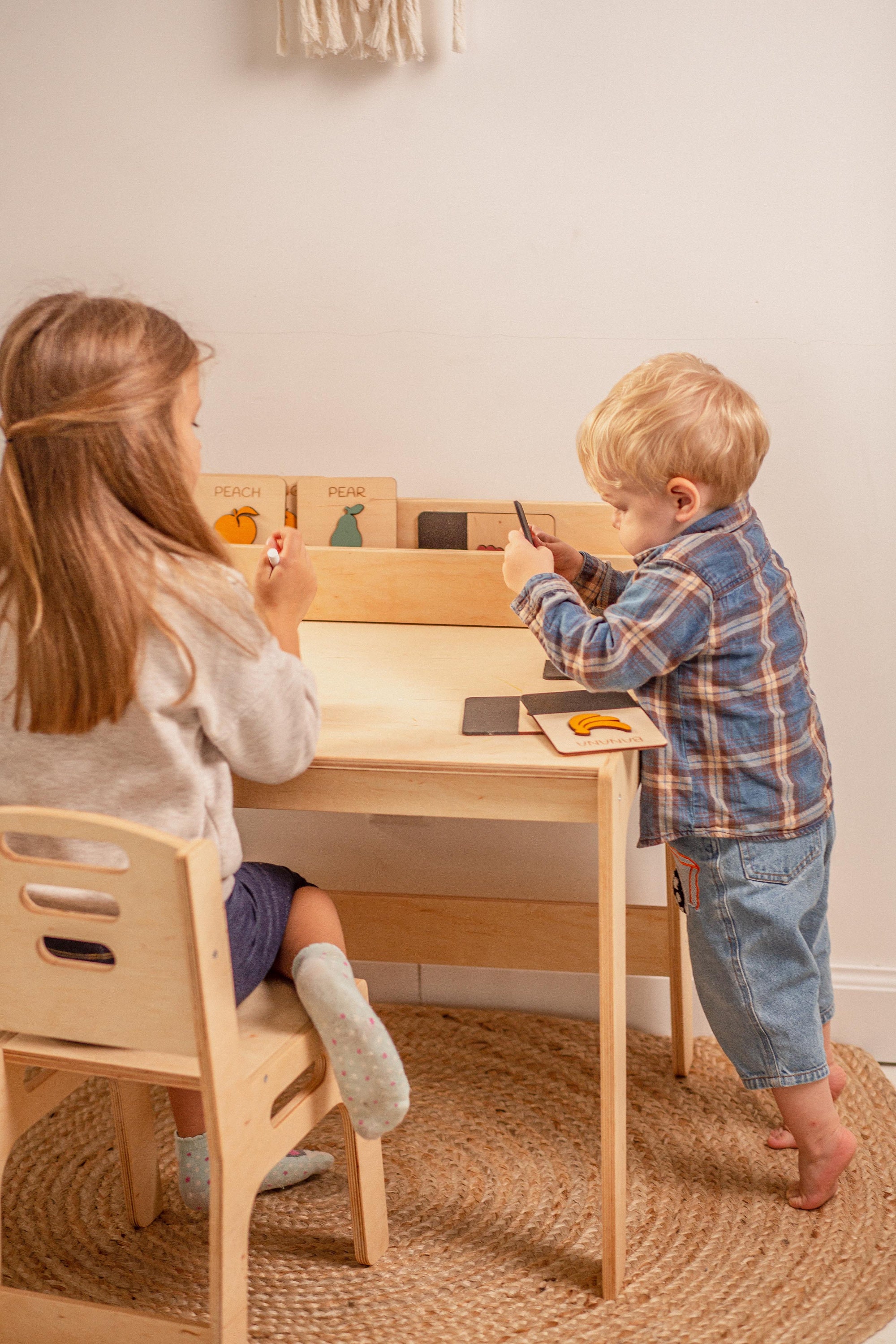 Equipement pour chambre d'enfant : Offrez à votre enfant une table