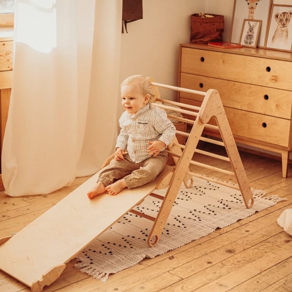 Faltbares Kletterdreieck mit Holzrampe und Rutsche, Holzspielraum Montessori Möbel Balance Board Baby Kletterer Eco Waldorf Spielzeug