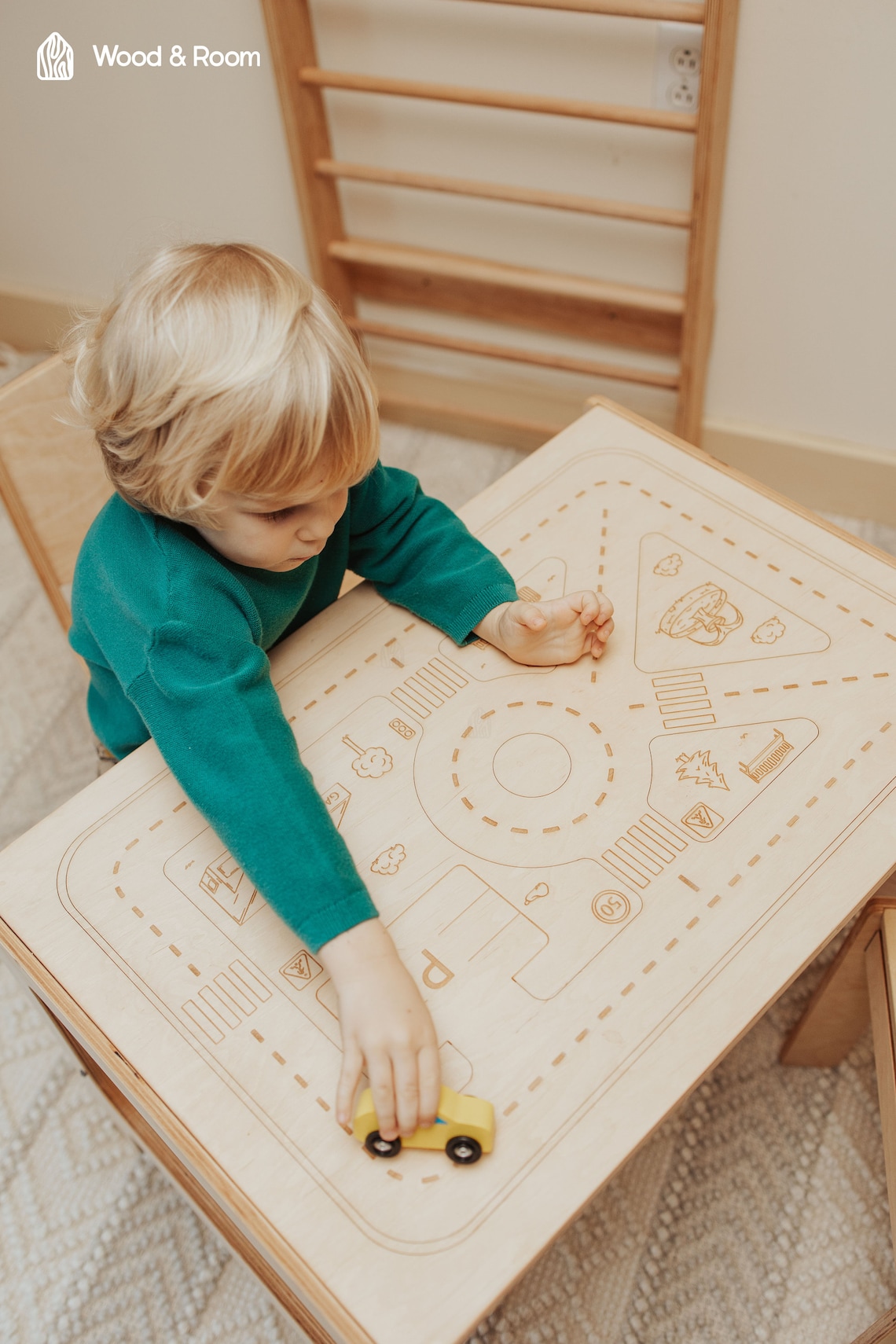 Produktbild von Design- Kindertisch Holz Filz Grün - Design-Kindermöbel Aus Holz