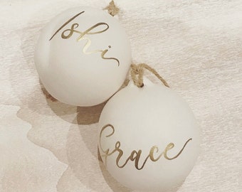 ADORNO NAVIDEÑO, adornos rústicos blancos, adornos navideños personalizados, primer adorno navideño, regalo de boda