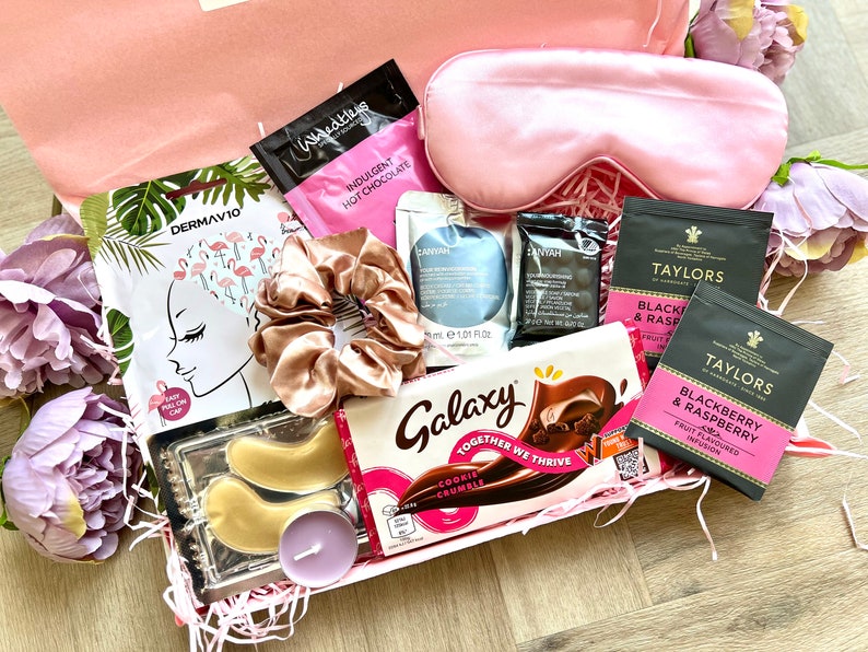 CHRISTMAS GIFT BOX for Her, Secret Santa Gift, Pamper Hamper, Beauty