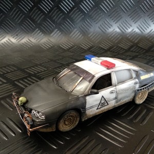 Wasteland Police Car, post-apocalyptic police car, 1:25, Chevy Impala