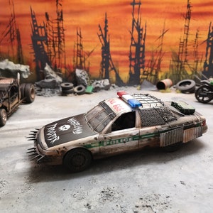 Wasteland Police Car, post-apocalyptic police car, 1:24, Ford Crown