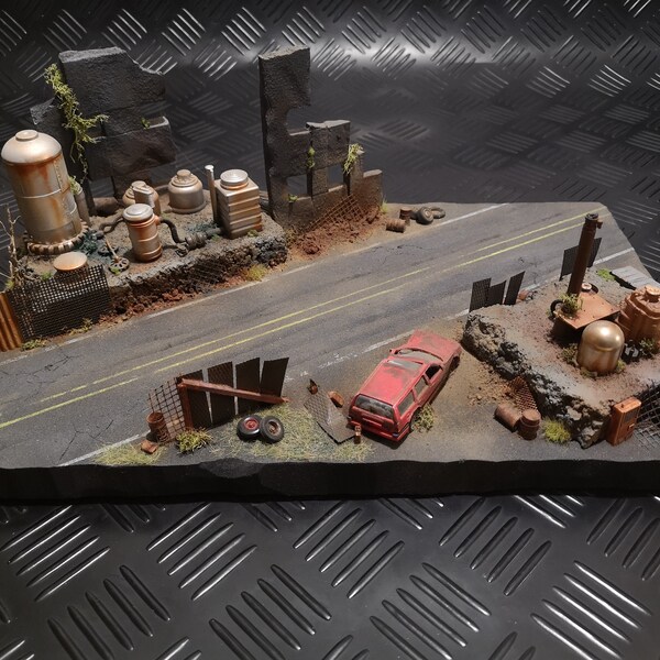 Wasteland display/diorama, for Gaslands (1:64) vehicles, end times landscape