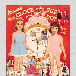 以下が含まれることがあります： スーとドットという2人の女の子をフィーチャーしたヴィンテージの紙人形の本。表紙にはテレビが内蔵された時計と赤い背景が描かれています。この本には、女の子を着せ替えられる紙人形とアクセサリーが含まれています。