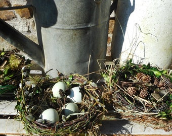 4 nids de Pâques, nids, nids de foin, nids naturels, nids en matériaux naturels, nids de mousse, bols de Pâques, paniers de Pâques