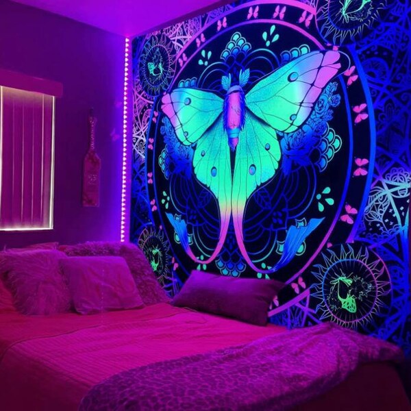 Blacklight Butterfly Tapestry UV Reactive Tapestries Purple Light Wall Hanging Aesthetic Tapestry Glow in The Dark Home Decor