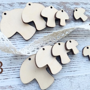 Champignons en bois découpés au laser : créations artisanales, décoration des fêtes (10 pièces)