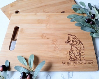 Wooden cutting board "Are you gonna eat that?" Funny charcuterie boards for cat lover gift. Cheeses board. Funny Kitchen gifts