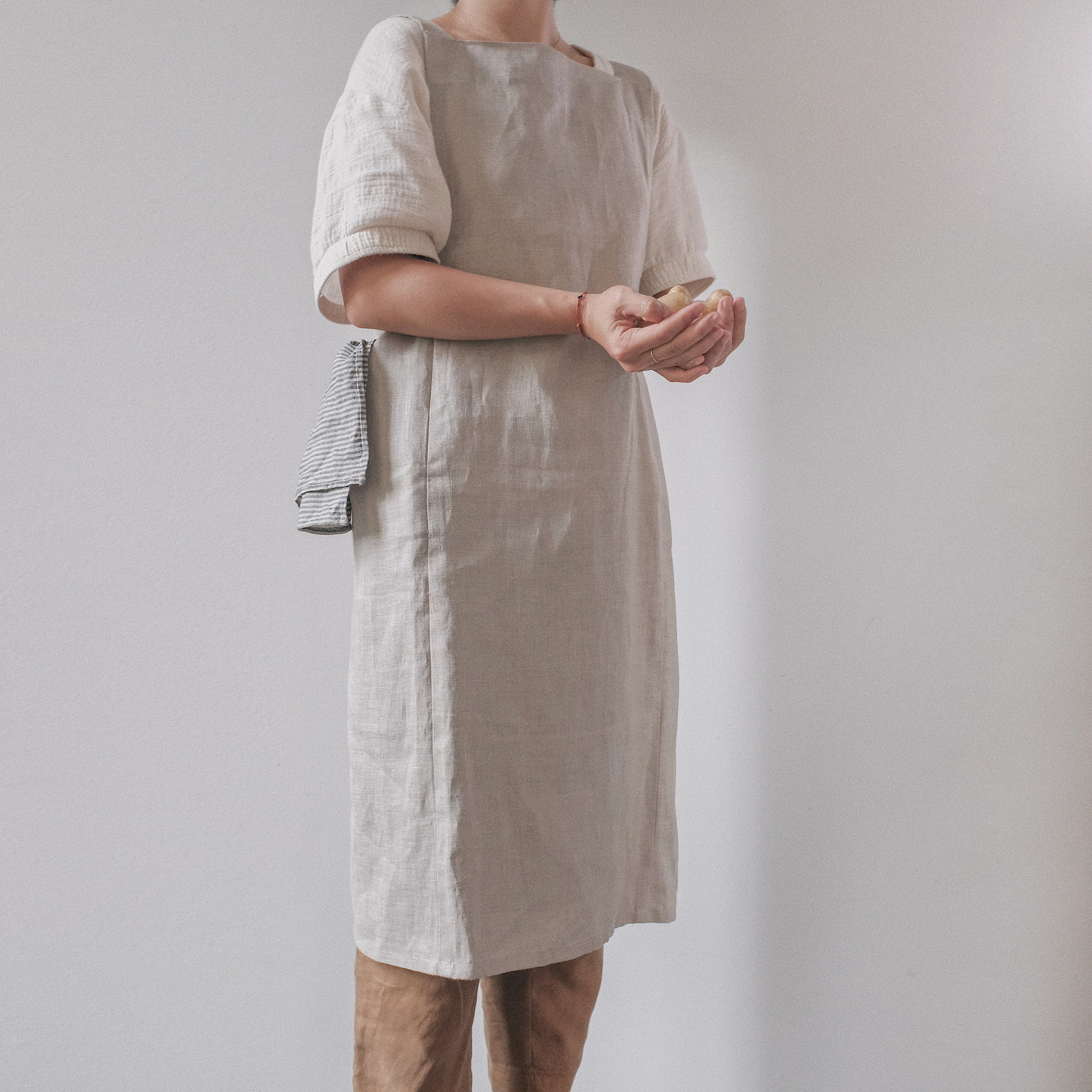 Natural Linen Pinafore Apron | Oeko-Tex European Japanese Cross-Back Sustainable Kitchen Wear