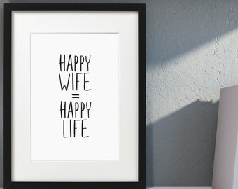 Bild Happy Wife Kunstdruck im Rahmen schwarz Holzrahmen mit Passepartout Fine Art Deko Wandbild gerahmt Geschenk