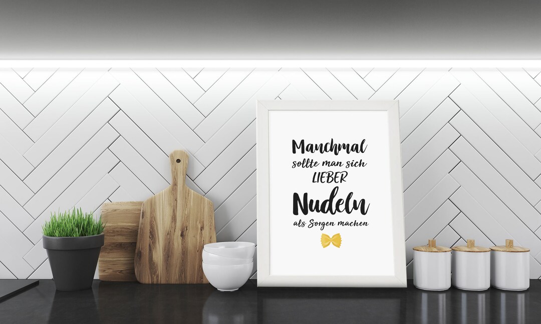 Kunstdruck „Nudeln Nudeln“ Von Michael Stockmann – 70x100 Cm, Hochwertiger Druck, Poster Oder Gerahmt