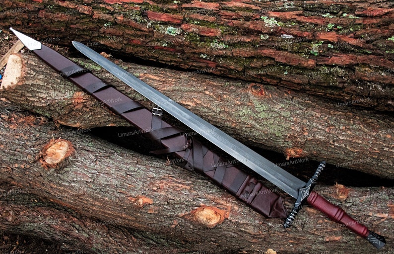 Personalized Viking sword for cosplay, engraved medieval sword for home decor, ideal fantasy gift for him, boyfriend, Christmas, or birthday