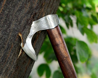 Hacha vikinga forjada a mano con barba y mango de palisandro. Hacha de camping.