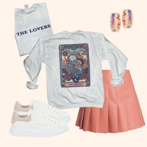 Sudadera / camiseta gráfica / camiseta / top de The Lovers (estilo vintage)