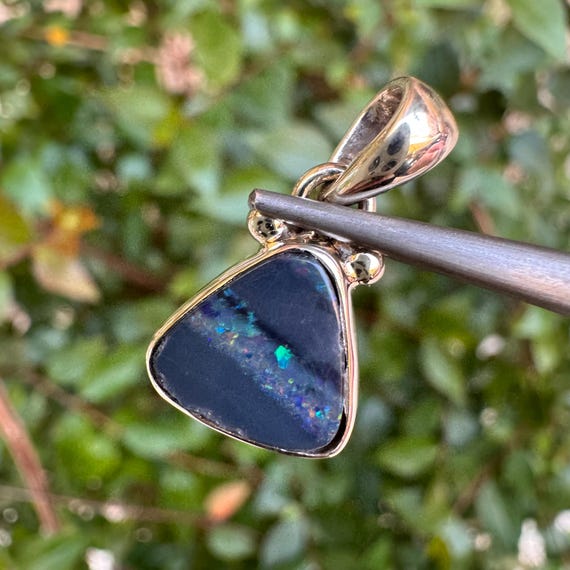 ブルーオパール　ハンドメイド用 14kgf⁄天然石ブルーオパールフラワーカービングのピアス☆ハンドメイド☆