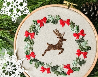 Reindeer Christmas Embroidery Kit with Instructions / Beginner Embroidery / Craft Kit for Adults / Christmas Decor / Xmas DIY Kit