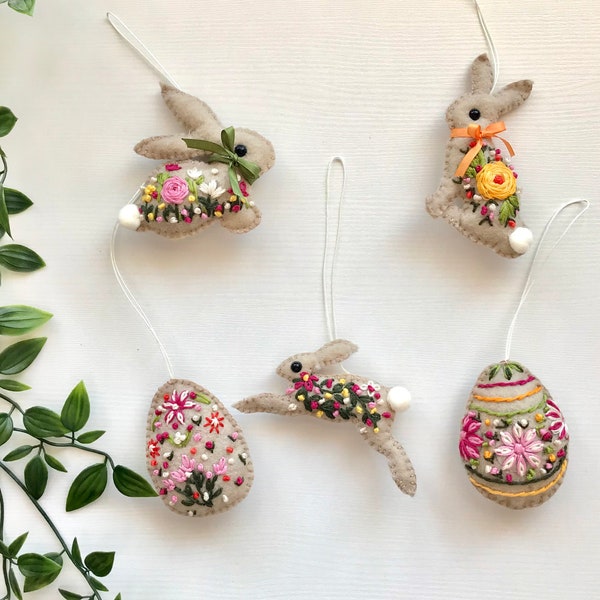 Easter Bunny Felt Ornaments Set / Easter Felt Eggs / Easter Gift / Easter Decoration / Hand Embroidery Felt Ornaments / Vintage decorations