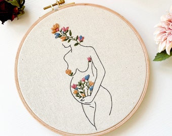 Nude Pregnant Lady Embroidery Kit / Body Positivity Hoop Art / Pregnancy DIY Kit / Craft Kit / Floral Embroidery / Nursery / Gift for Mother