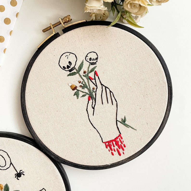 Happy Halloween Embroidery Kit Set / Beginner Embroidery / Halloween Floral Witch Hat / Craft Kit / Halloween DIY Gift / Needle Point Kit image 6