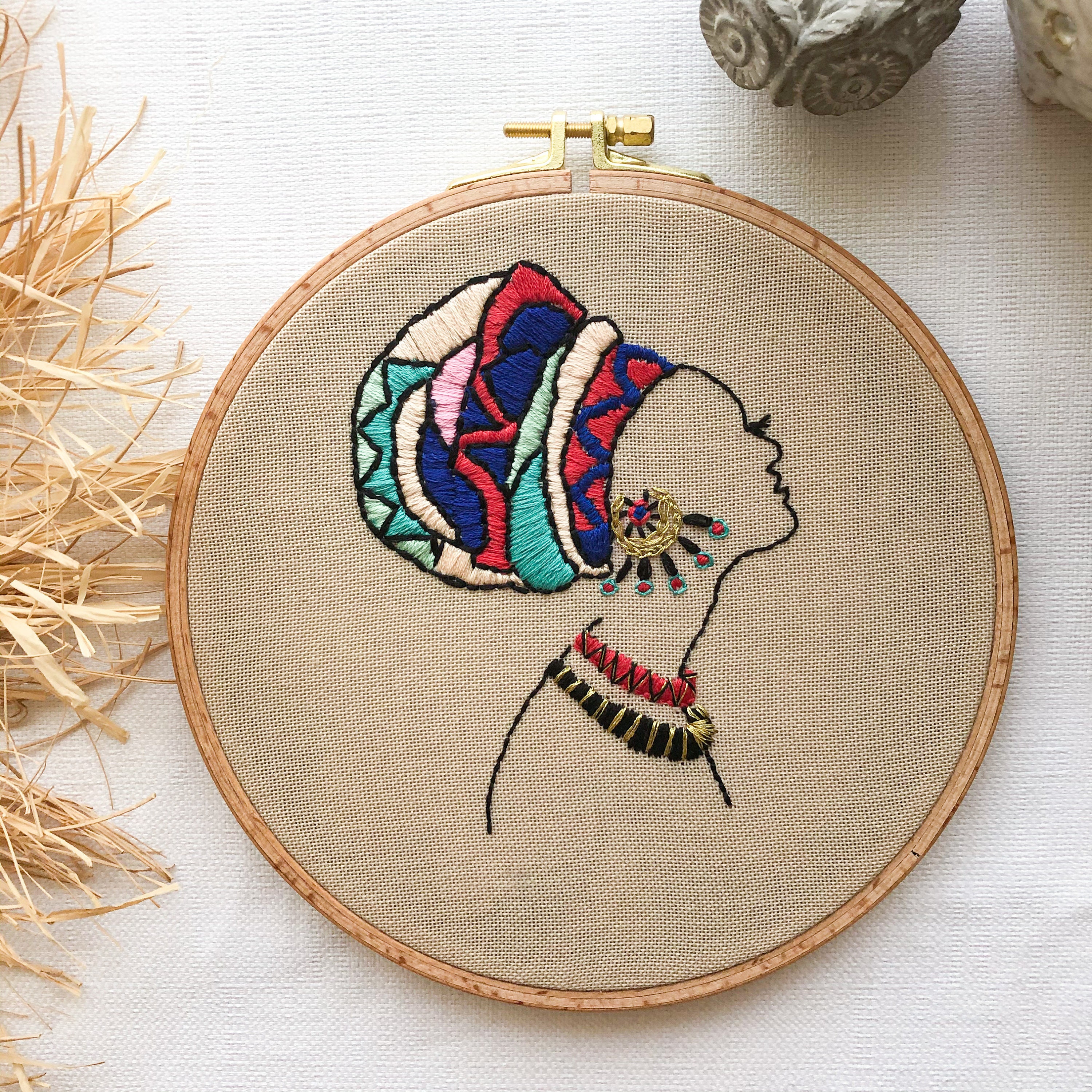 African Girl Embroidery Kit. Hand Embroidery Hoop Art. Line Art Embroidery.  Modern Embroidery. Adults Craft. DIY. Embroidery Hoop. 