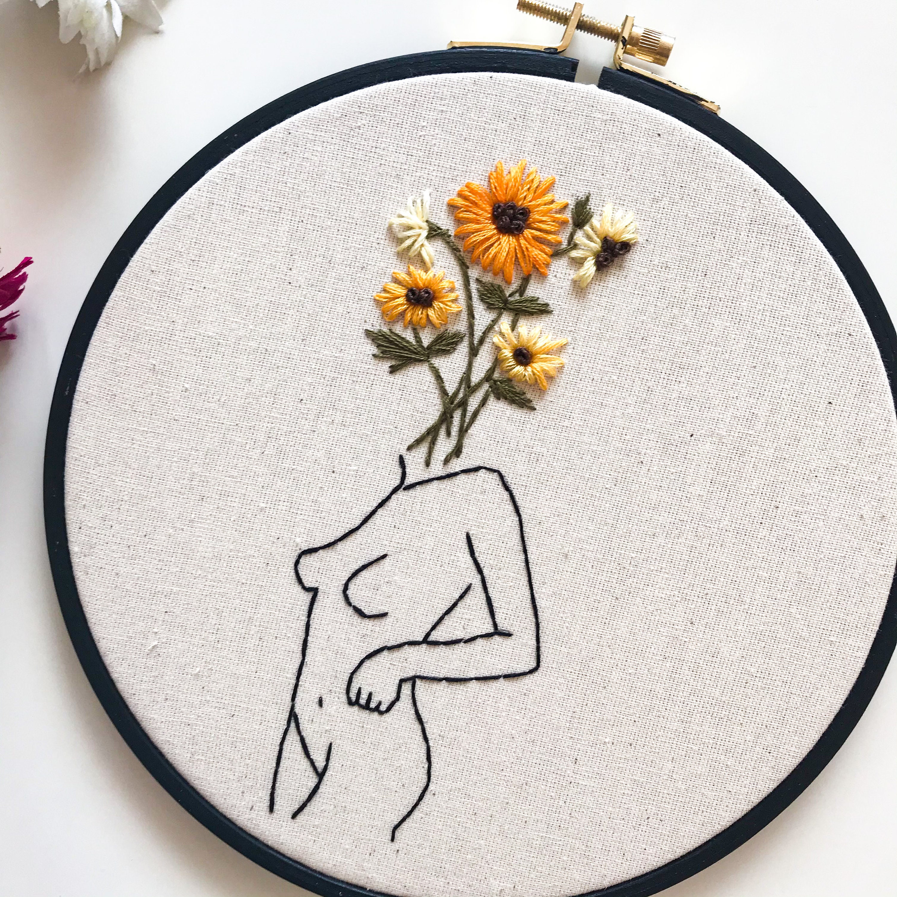 Modern Line Art Embroidery Kit. Floral Girl Embroidery. Feminist Hoop Art.  Modern Needle Craft Kit. Hand Embroidery Kit or Finished Product. 