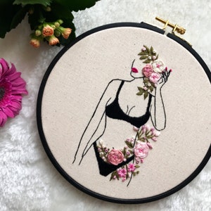 Floral Lady | Embroidery Kit | Easy Embroidery | Embroidery Kit with Instructions | Modern Embroidery | Feminist Hoop Art